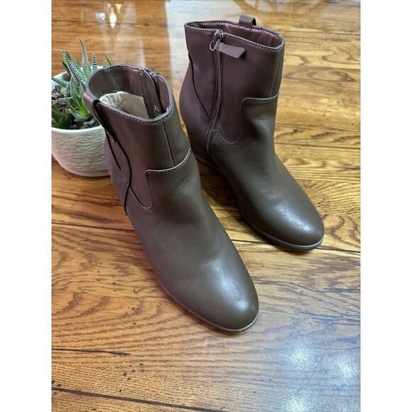 SOUL Naturalizer Haley West Boot Women's Boot Size 9- Brown - Picture 1 of 7